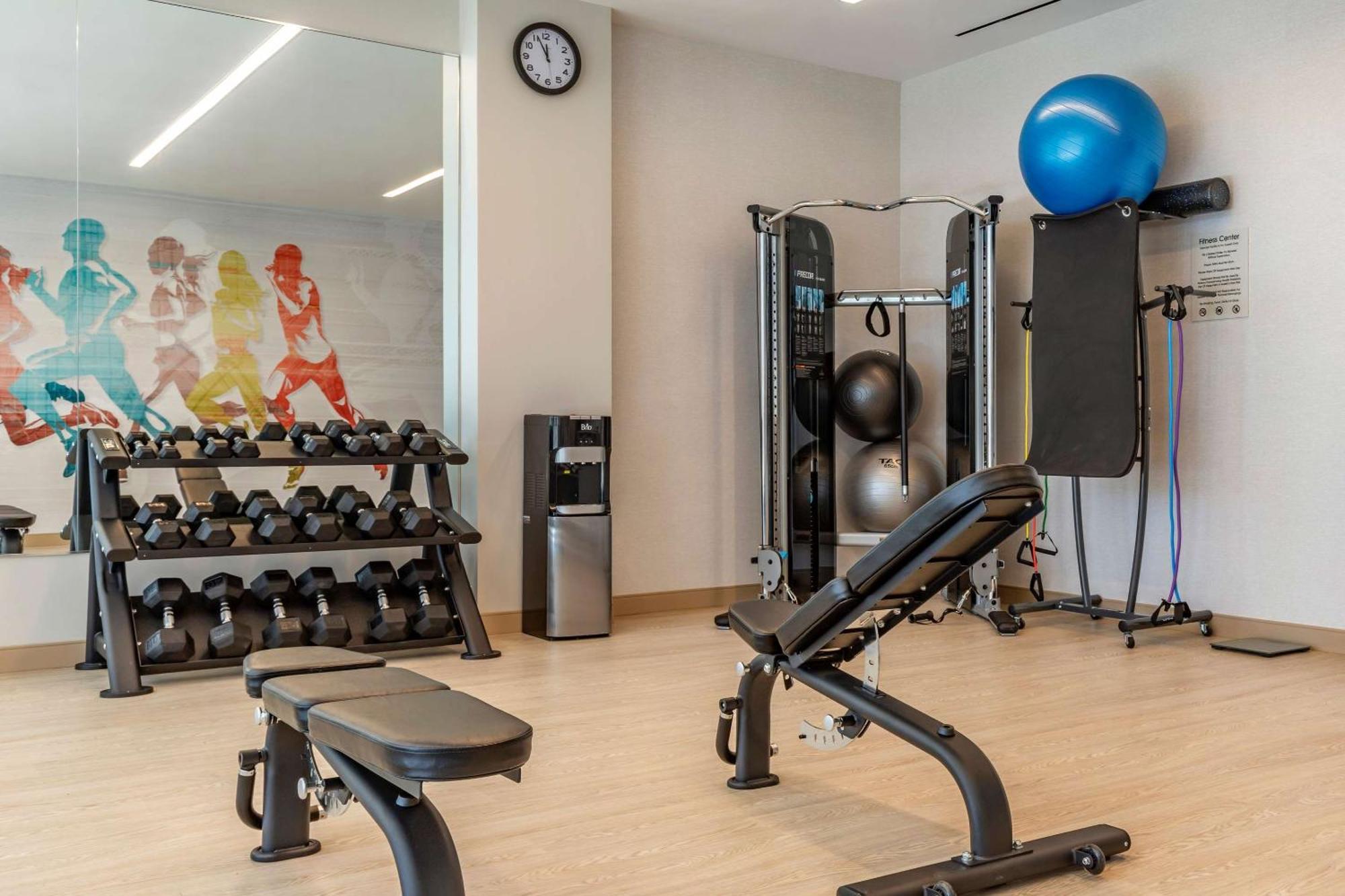 Cambria Dc Navy Yard Riverfront Hotel Washington